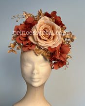 Load image into Gallery viewer, Cream, brown and gold
