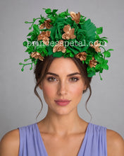 Load image into Gallery viewer, Green and gold
