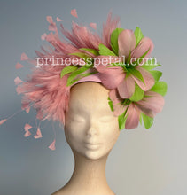 Load image into Gallery viewer, Pink and green
