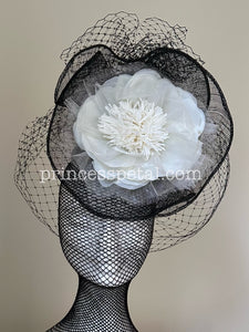 Black and white fascinator with veil